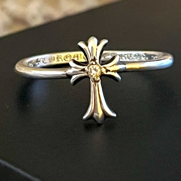 Chrome Hearts Bubble Gum Cross Ring with VVS Diamond 2011 - Picture 3 of 3